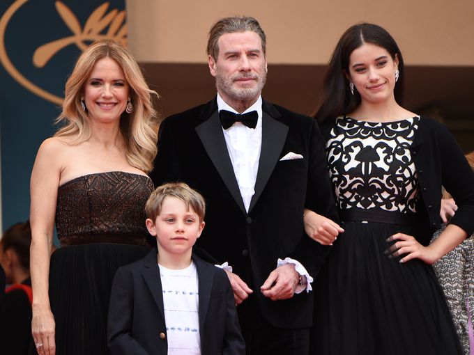 Джон Траволта с разтърсващо интервю за загубата на съпругата си година след смъртта ѝ