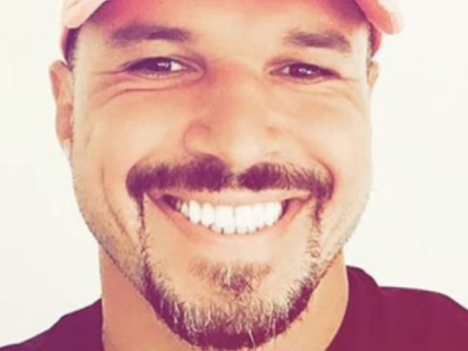 Хит в мрежата: Вижте новото видео на Валери Божинов