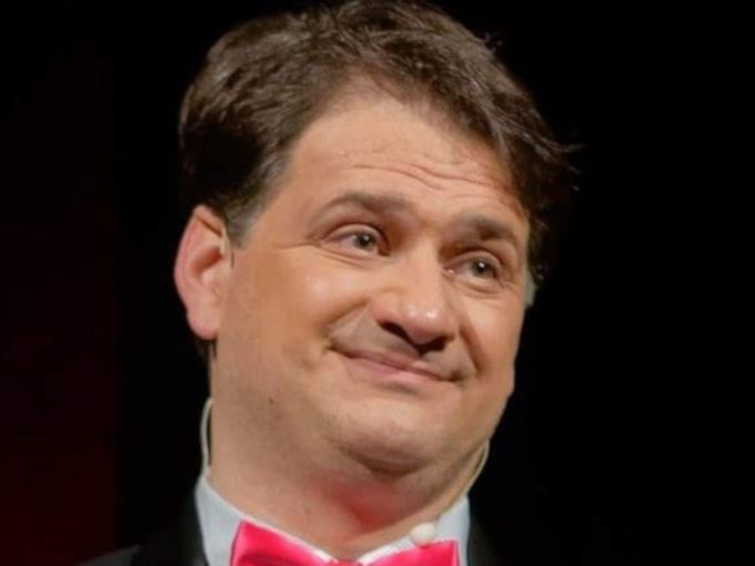 Дъщерята на Мариан Бачев стана малка голяма писателка