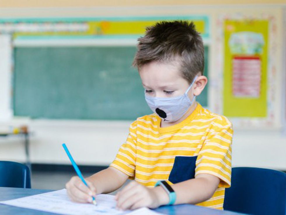 От днес всички деца се връщат в училище