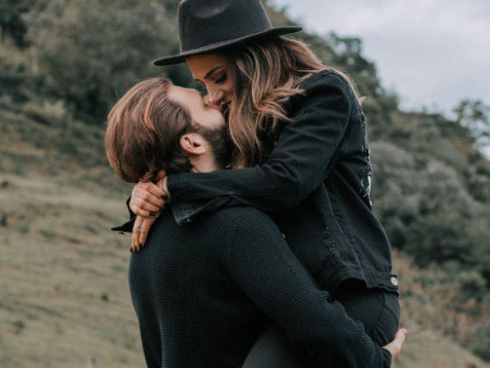 Чувствен и страстен ден за Телеца. Козирози, време е да се поглезите