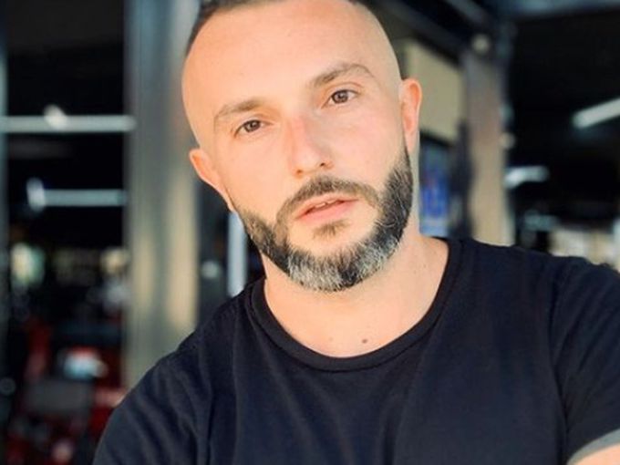 Виновен, че е с БГ паспорт: Северна Македония 'уволнява' от Евровизия певеца си заради българско гражданство
