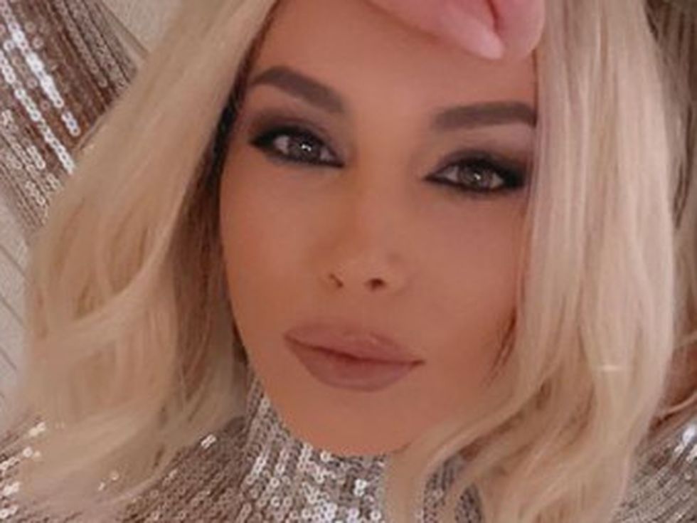 Емилия засия с естествената си красота и каза 'Не' на фотошопа: феновете са във възторг (Снимки)