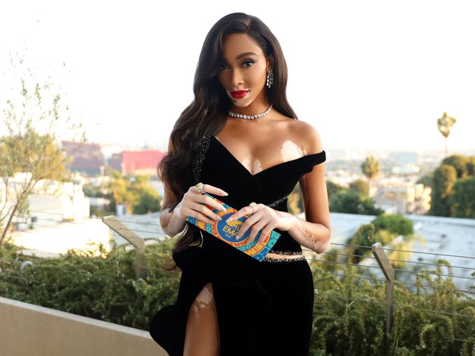 Невидимата рокля, с която сензационната Уини Харлоу надмина себе си