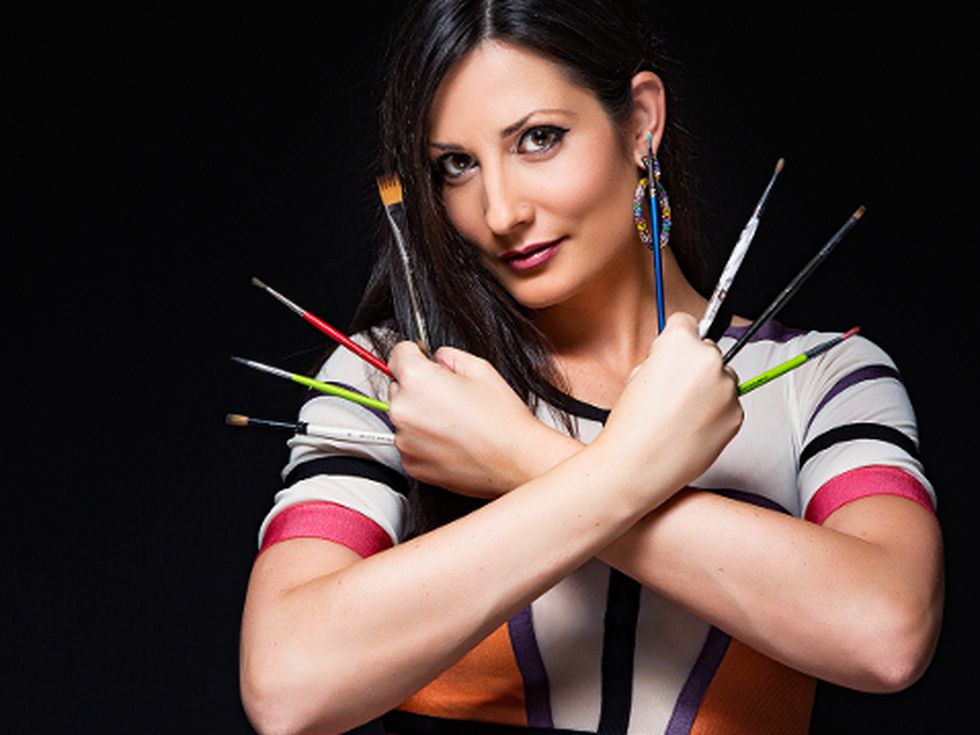 Художничката Мишел Вълчева открива самостоятелна изложба “Аз същата”