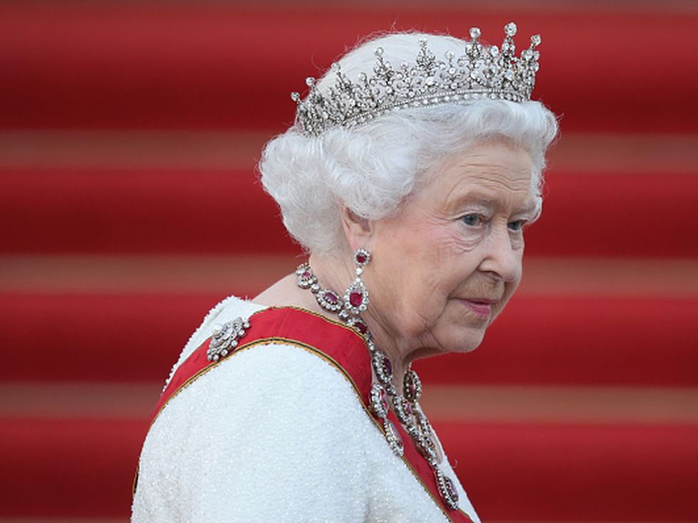 Кралицата е жива! Ето го доказателството!