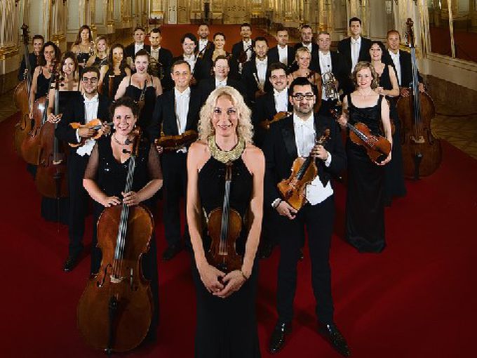 5 входа за концерта „Нощ под звездите с Виена Шьонбрун Оркестра“