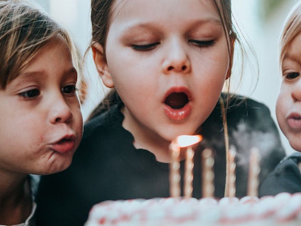 Внучката на Христо Стоичков стана на 5, а принцът на Ивет Григорова навърши годинка (снимки)