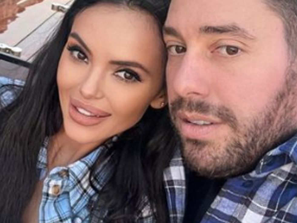 Бременна ли? Мария показа плочки в Дубай (снимки)