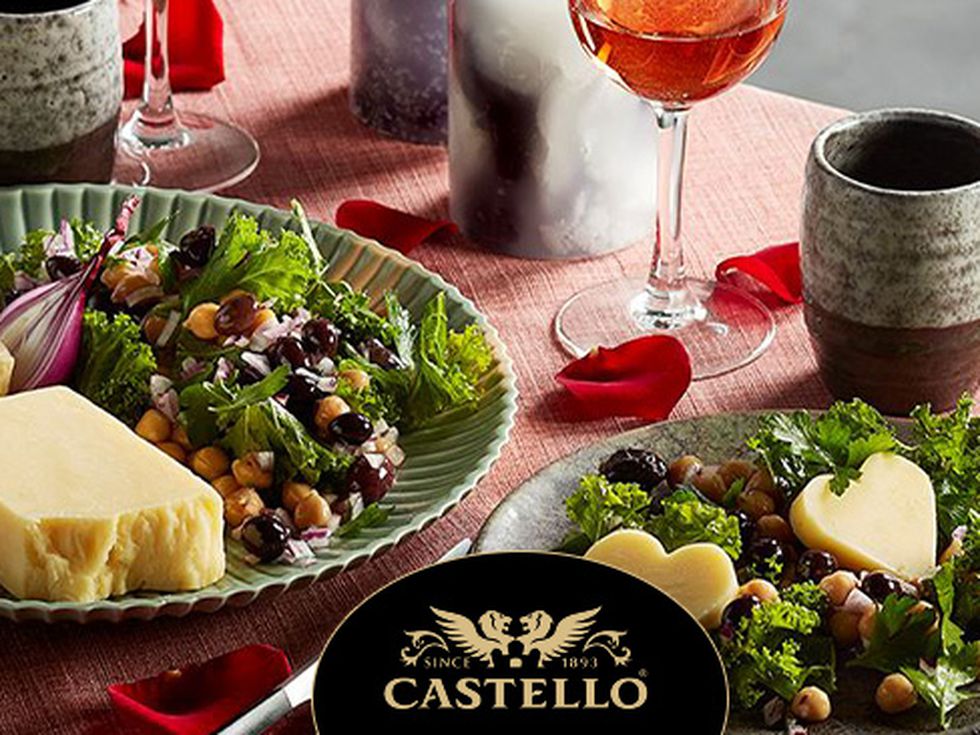 Чийзборд за влюбени с Castello® Danablu & Castello® Mature Cheddar 