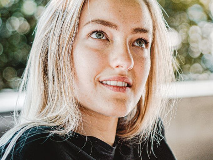 Телци, очаква ви изненадваща и гореща среща