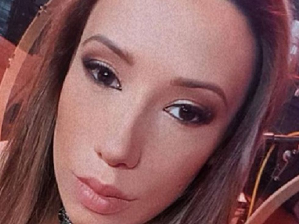 Вокалистката на Слави с тайна сватба. Омъжи се за депутат (снимки на булката)