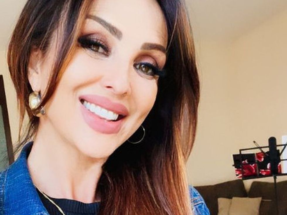 Глория представи новия си партньор (Снимки)