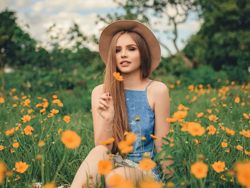 Новата седмица ще изпълни с романтика и емоции Рибите и Водолеите