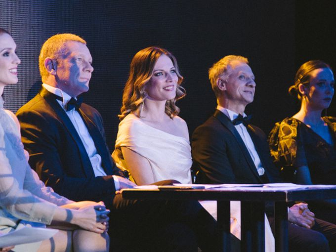 ПОЕТИТЕ Live празнува Коледа в зала 1 на НДК