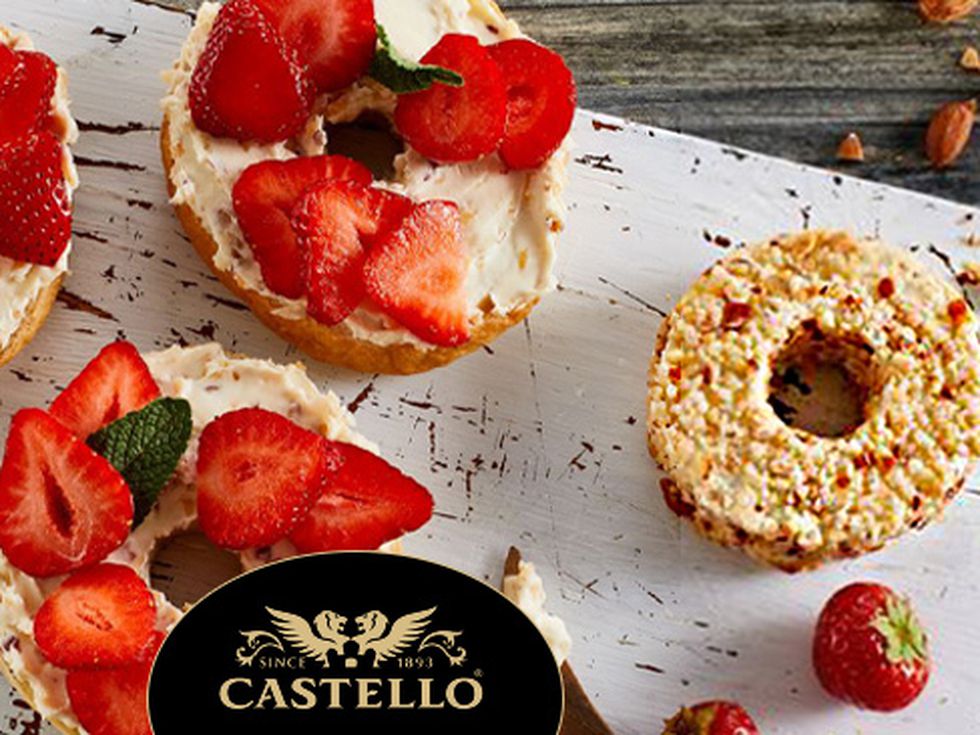 Бейгъли с ягоди и крем сирене Castello Hawaii