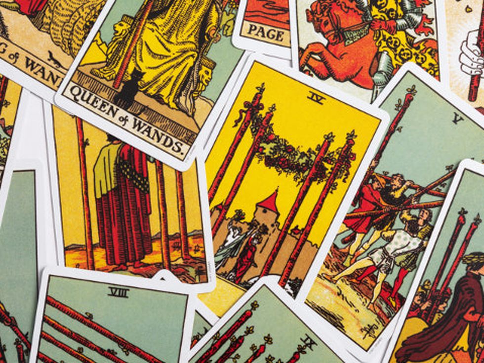 Раци, ето какво казва вашият таро хороскоп за декември (видео)