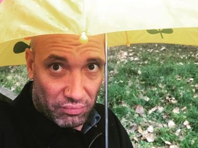 Ужас! Това Захари Бахаров ли е?