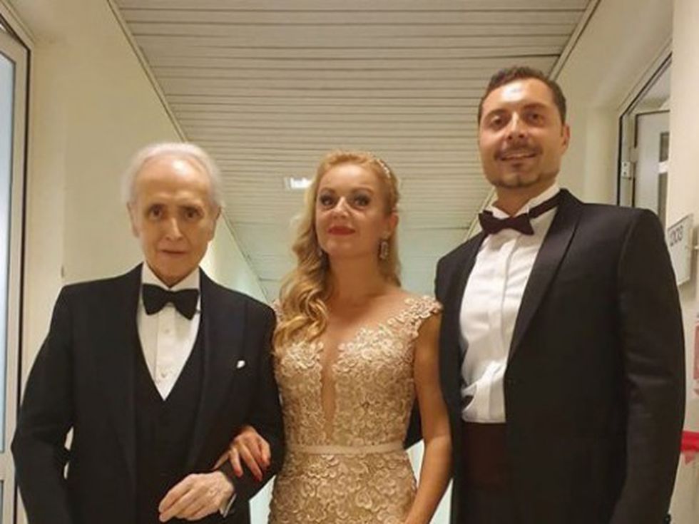 Хосе Карерас пее в България преди Коледа