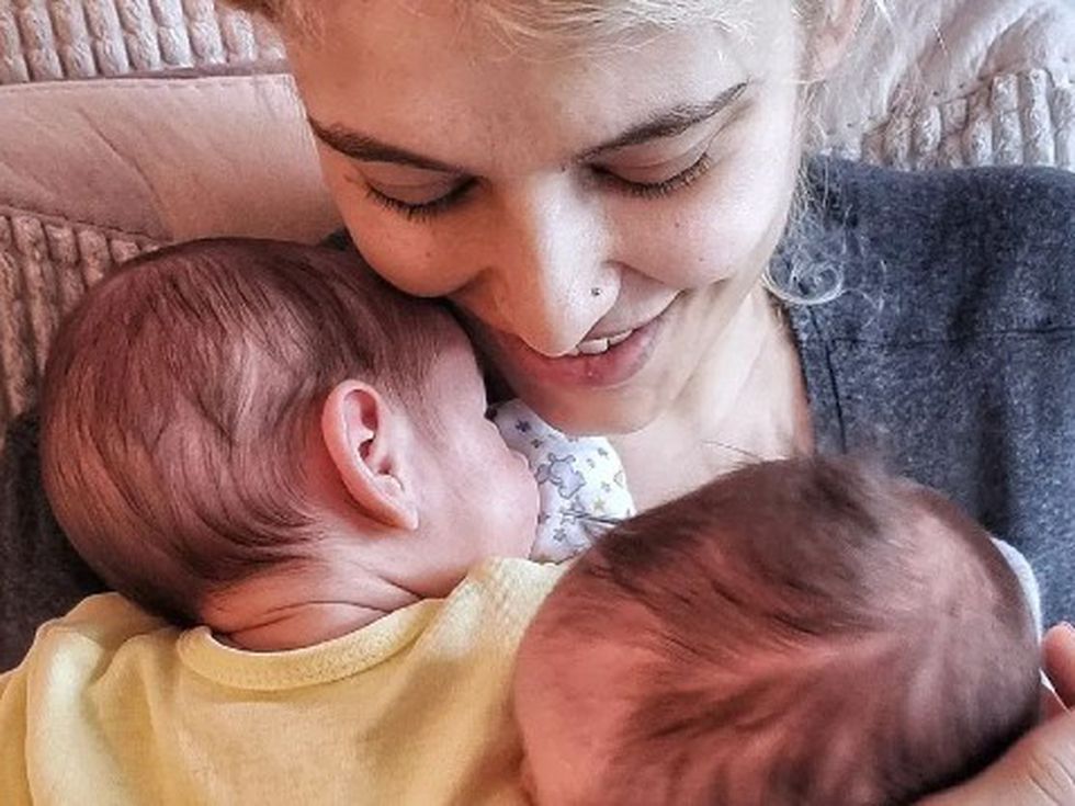 Близнаците на Ева Веселинова навършиха годинка!