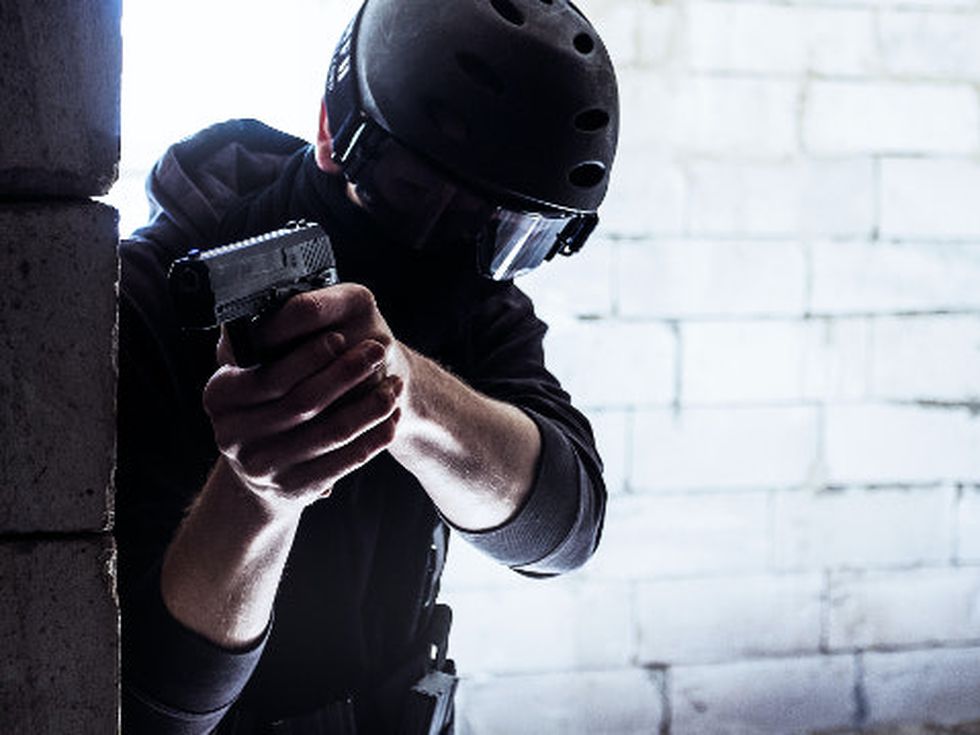 След стрелбата в училището в Русия тази сутрин: Ето кой е мъжът, отнел живота на десетки деца (видео)