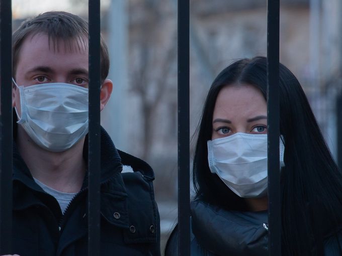 Как светът се бори с COVID-19: В Панама пускат жените и мъжете да се разхождат по отделно