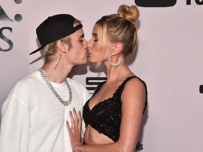 Вижте скъпарския нов дом за 25 млн. на Джъстин и Хейли Бийбър