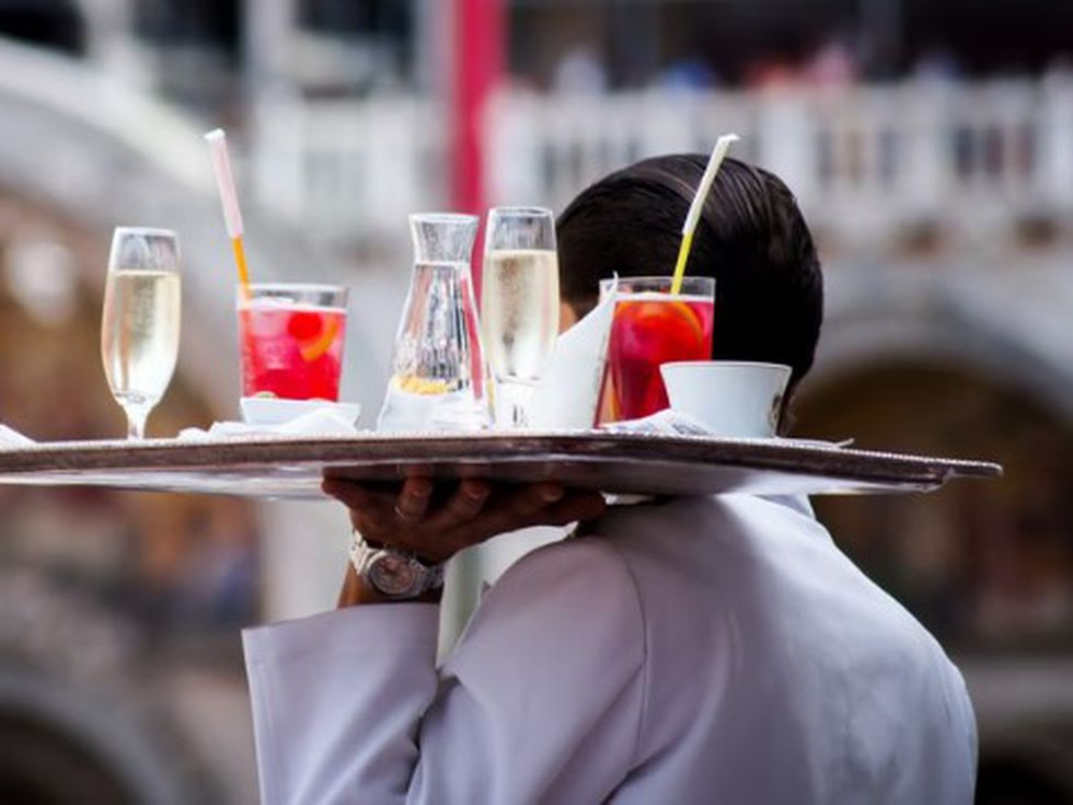 Защо клиент с добри намерения дразни сервитьора в ресторанта