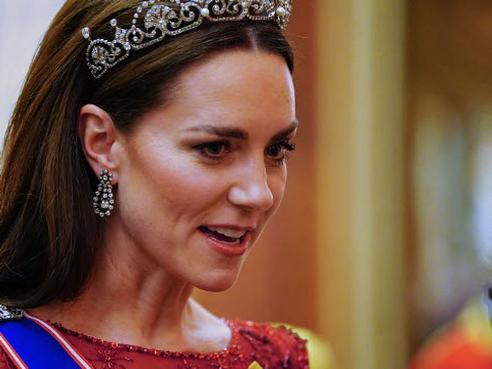 Едно силно момиче в кралския двор - Кейт Мидълтън получи титла, която се дава само на мъже