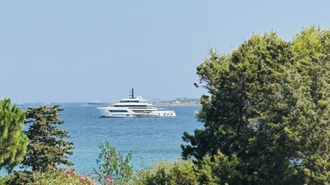 Това италианско островно убежище е създадено от нулата преди 60