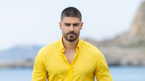 Еротична кална баня си спретнаха двама от най атрактивните герои в