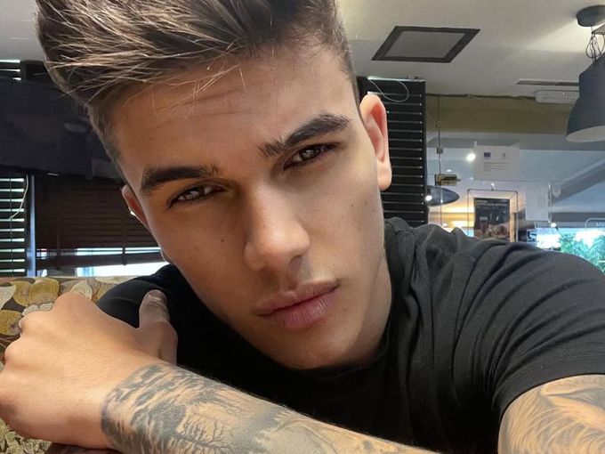 Обещавам ти, че сред хиляди ще те позная: 4 години след смъртта на Денис Теофиков любимата му Алекса разплака мрежата