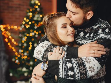 Най-точният седмичен любовен хороскоп за всяка зодия (1-7 декември 2025)