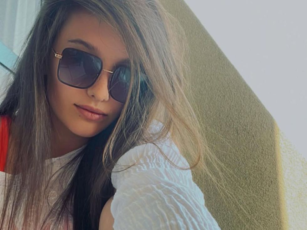 Жената до Бойко Кръстанов призна за бебето с уникална фотосесия