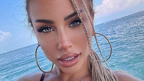 Гери Никол която преди години набра популярност не само с песните