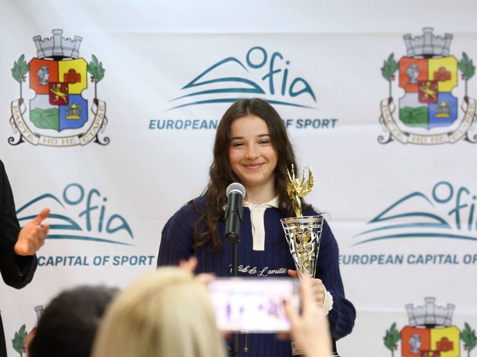 Стана ясно кога Малена Замфирова се завръща в България