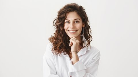 Овен Запалете червена свещ Поставете ръце на сърцето и три