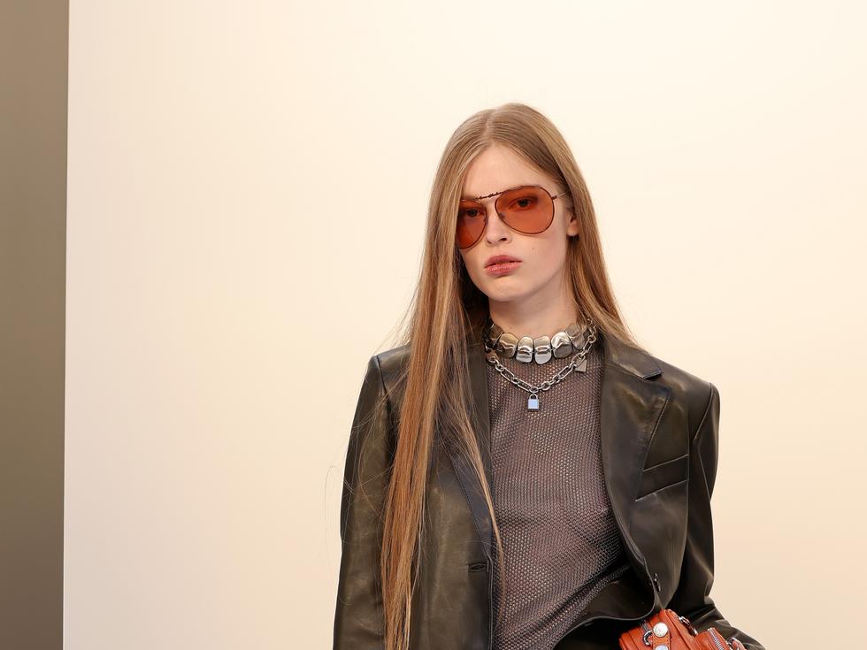 Вдъхновение от Ренесанса: Дъщерята на Илън Мъск се появи във Vogue