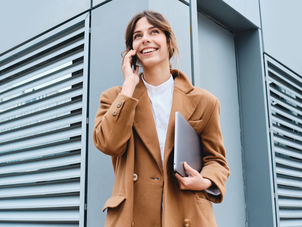 Гардеробът над 30: Ето какво задължително трябва да имате, за да сте стилни