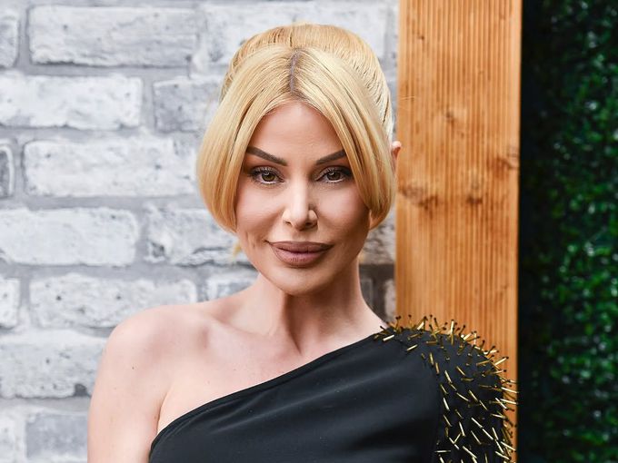 Светлана Василева записа децата в занималня със солна стая, собственост на бивша Мис България