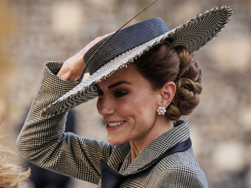 Кейт Мидълтън до принц Уилям: Исторически момент от името на краля, който разтърси всички (Снимки)