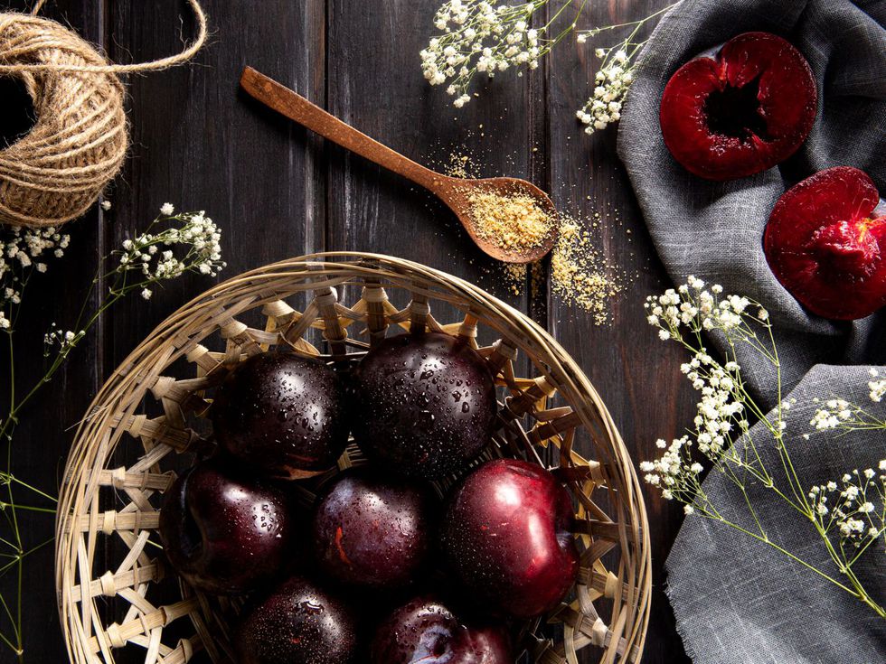 Нов хит за Великден: Боядисване на яйца с червено вино за кристален ефект