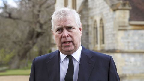 Принц Андрю е сигурен че крал Чарлз се опитва да