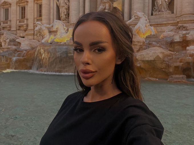 Социалните мрежи закипяха: Чака ли второ бебе Сузанита?