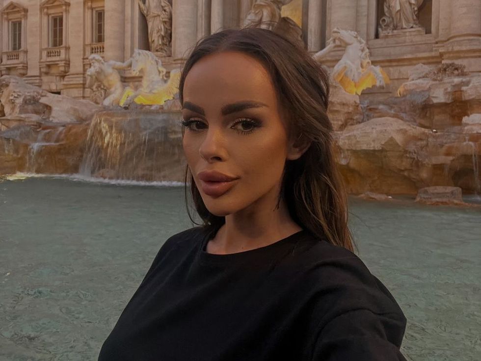 Социалните мрежи закипяха: Чака ли второ бебе Сузанита?