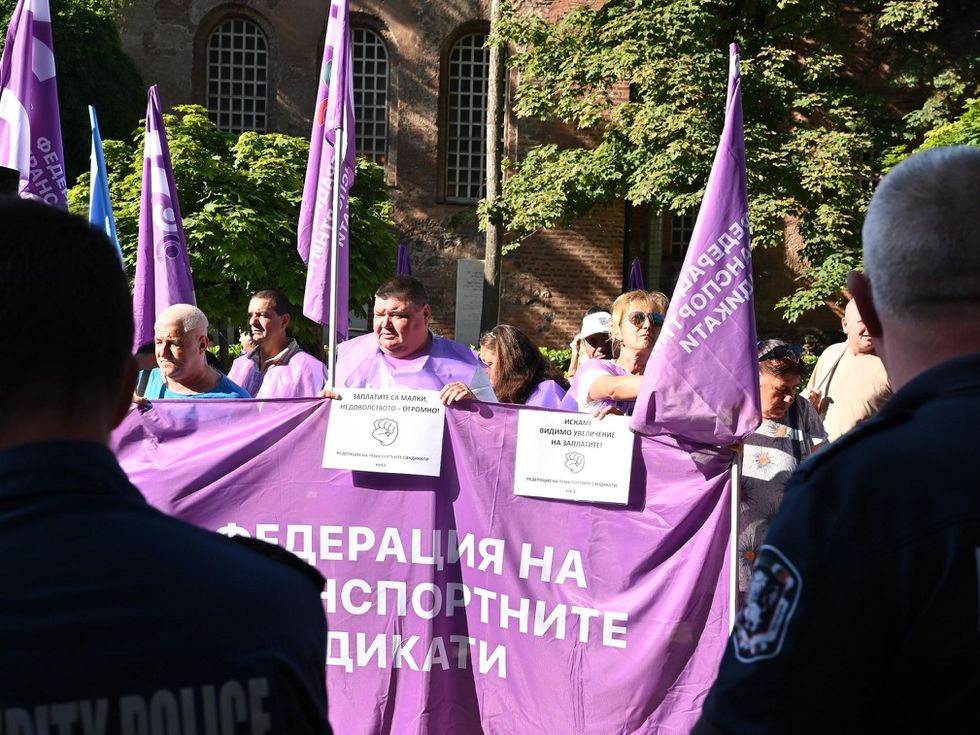 Без метро? Столичният градски транспорт заплашва с ефективна стачка