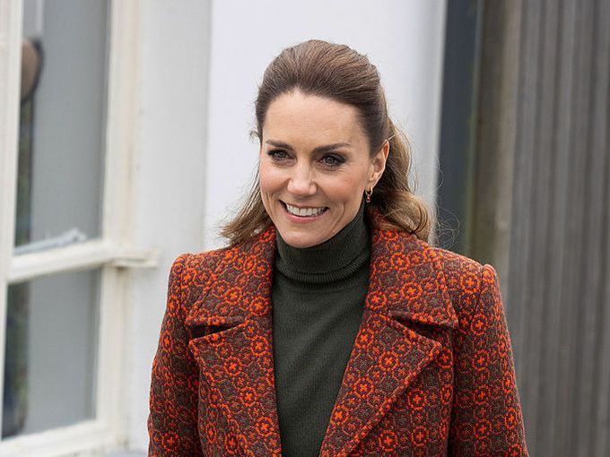 Принцесата на народа: Кейт Мидълтън наруши кралския протокол по най-трогателния начин