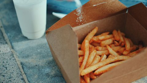 Ново изследване разкри че консумацията на прекомерни количества сол може