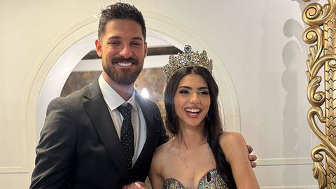 Емрах Стораро заведе годеницата си Айлян на почивка  На 25 август