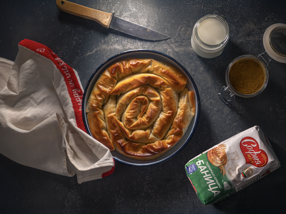 Веган баница с червена леща